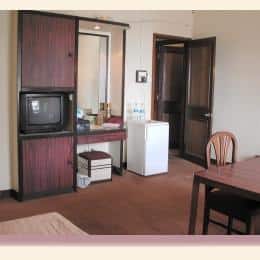 Strand Hotel, Mumbai 4